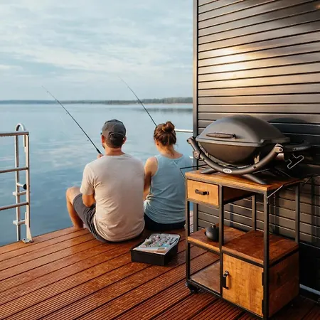 בית נופש Floatinghouse Kontiki - Lp8 *